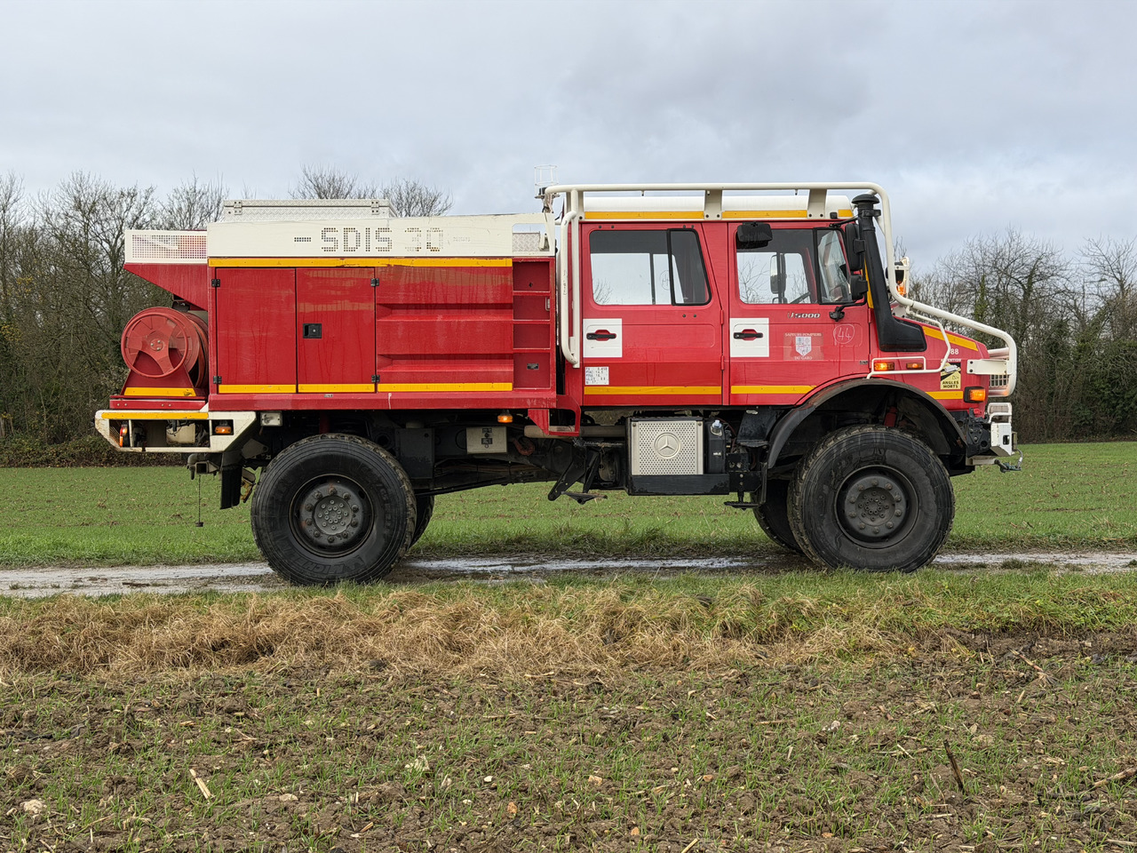 DE POMPIER MERCEDES-BENZ U5000 4X4 UNIMOG - Φορτηγό: φωτογραφία 2 DE POMPIER MERCEDES-BENZ U5000 4X4 UNIMOG - Φορτηγό: φωτογραφία 2
