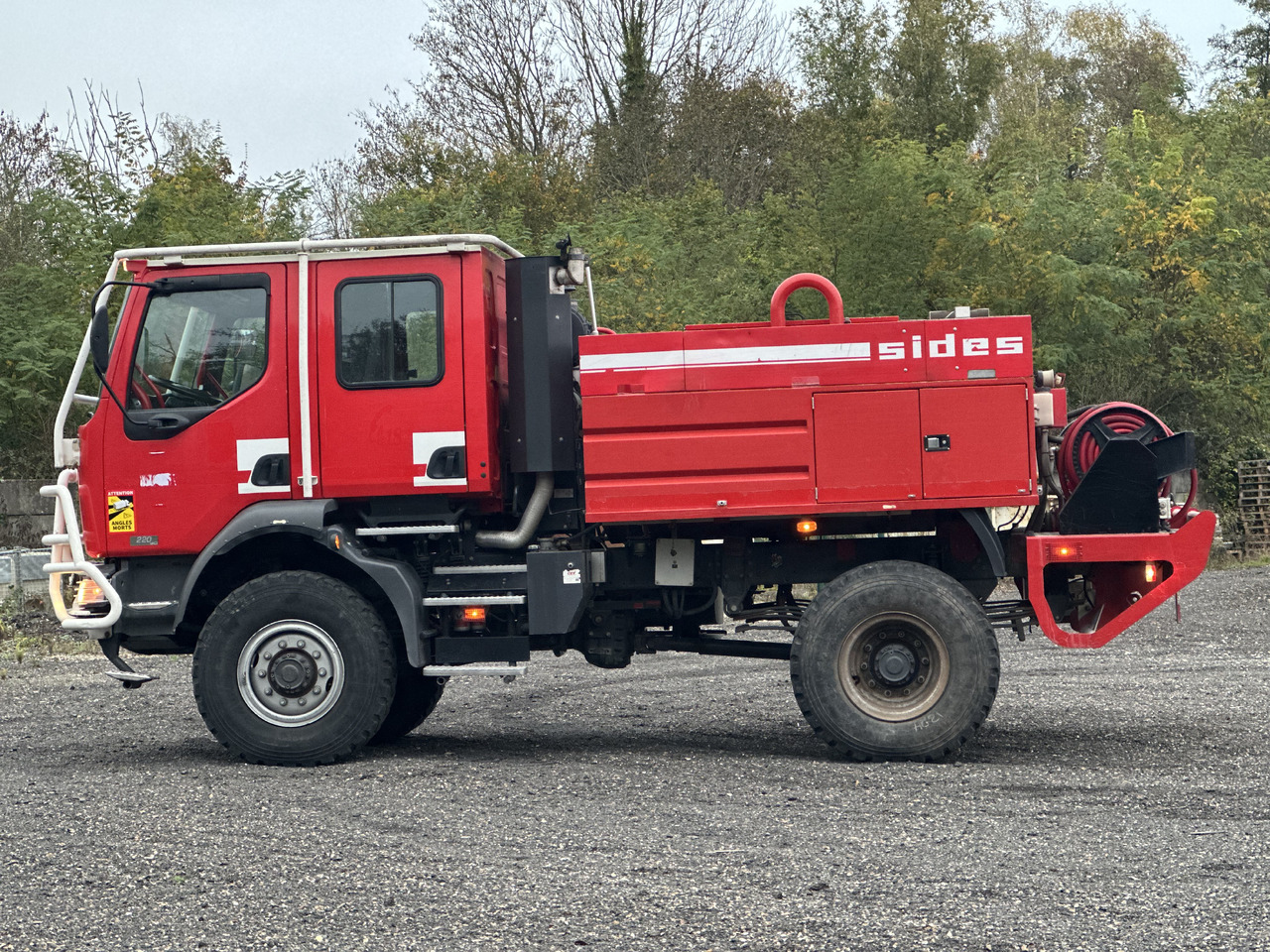 RENAULT Midlum 220 4x4 - Πυροσβεστικό όχημα: φωτογραφία 3 RENAULT Midlum 220 4x4 - Πυροσβεστικό όχημα: φωτογραφία 3