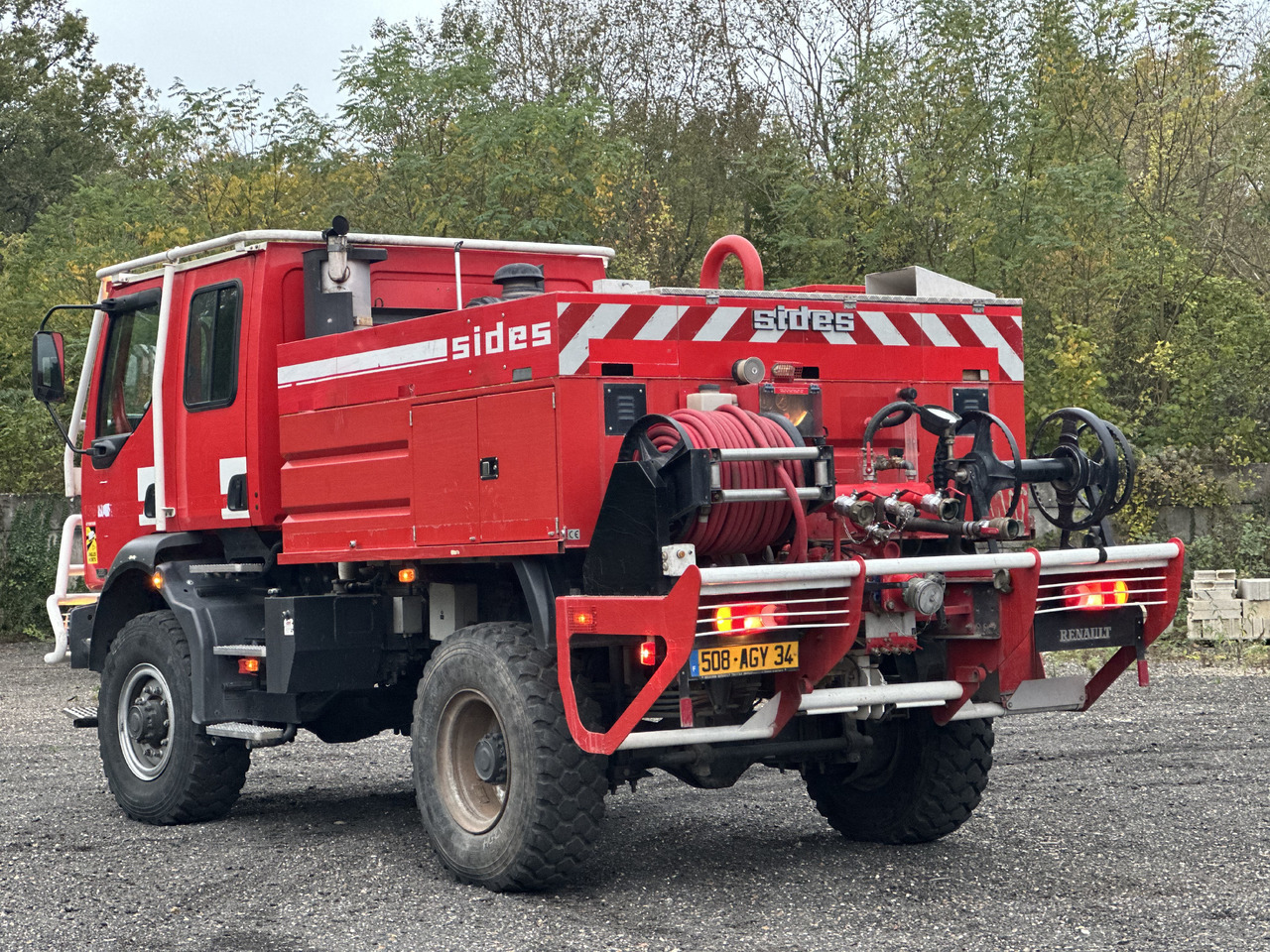 RENAULT Midlum 220 4x4 - Πυροσβεστικό όχημα: φωτογραφία 4 RENAULT Midlum 220 4x4 - Πυροσβεστικό όχημα: φωτογραφία 4