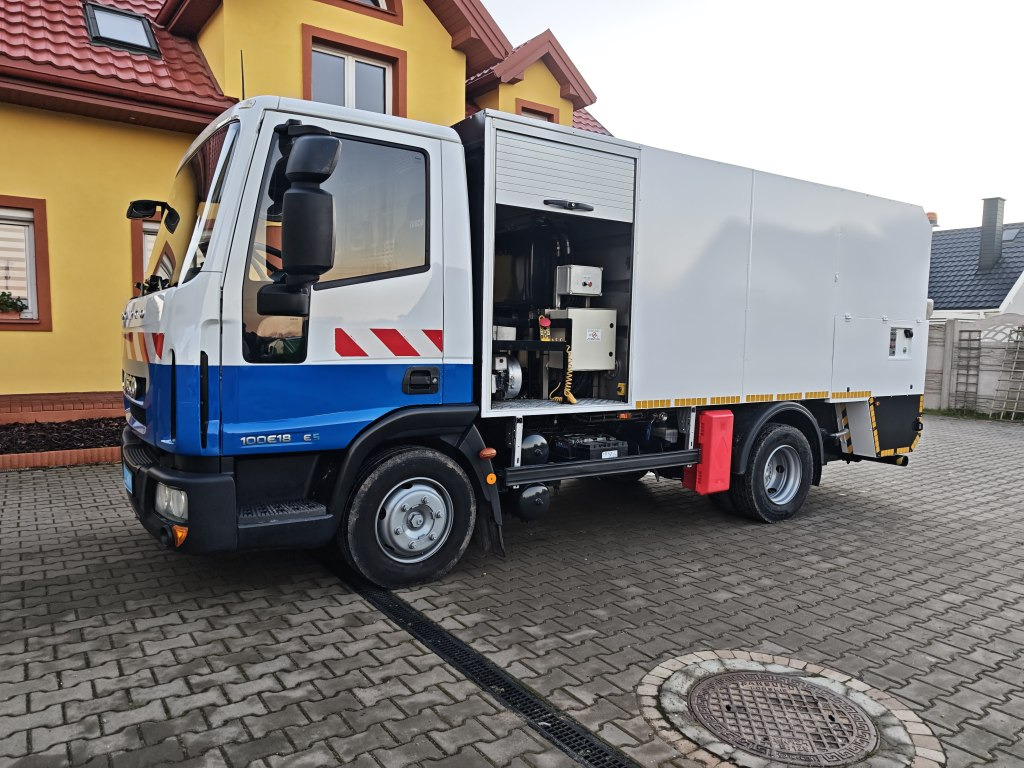 IVECO Eurocargo + IRIDE BIN WASHER CLEANER RHodέla Containerreiniger - Απορριμματοφόρο: φωτογραφία 3 IVECO Eurocargo + IRIDE BIN WASHER CLEANER RHodέla Containerreiniger - Απορριμματοφόρο: φωτογραφία 3
