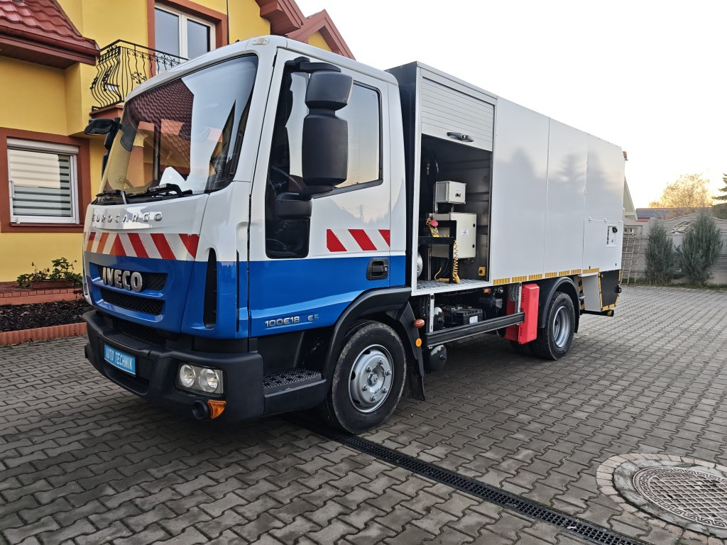 IVECO Eurocargo + IRIDE BIN WASHER CLEANER RHodέla Containerreiniger - Απορριμματοφόρο: φωτογραφία 2 IVECO Eurocargo + IRIDE BIN WASHER CLEANER RHodέla Containerreiniger - Απορριμματοφόρο: φωτογραφία 2