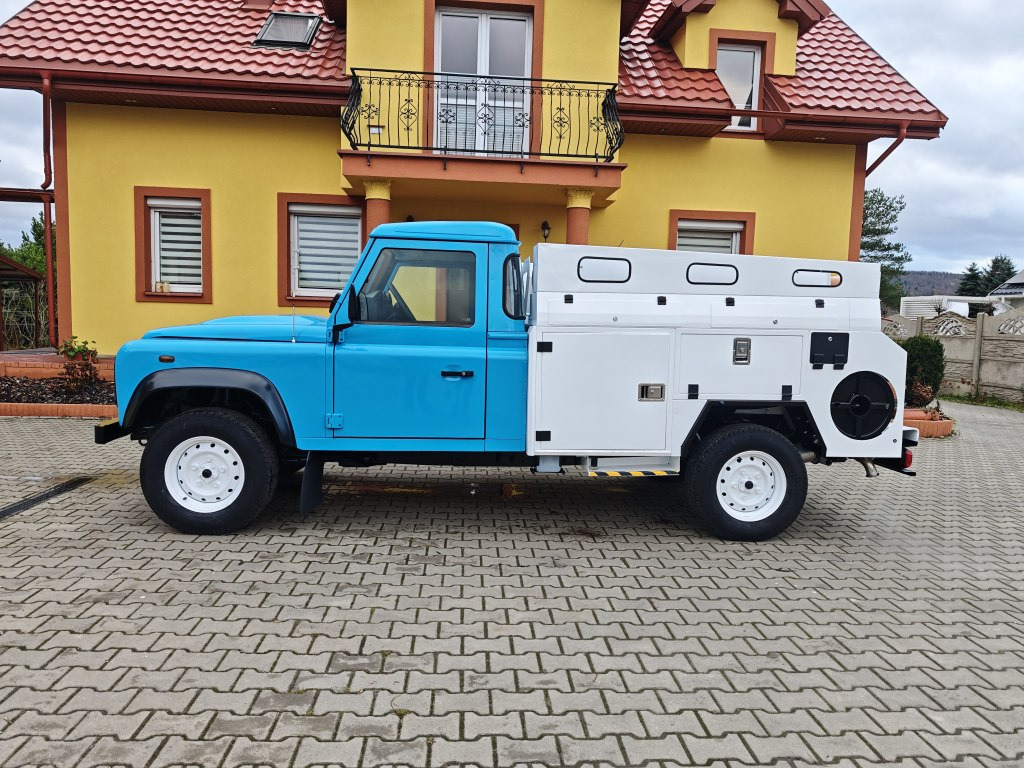 Land Rover Defender VAACUM truck canalisation cleaner - Όχημα εκκένωσης βόθρων: φωτογραφία 1 Land Rover Defender VAACUM truck canalisation cleaner - Όχημα εκκένωσης βόθρων: φωτογραφία 1