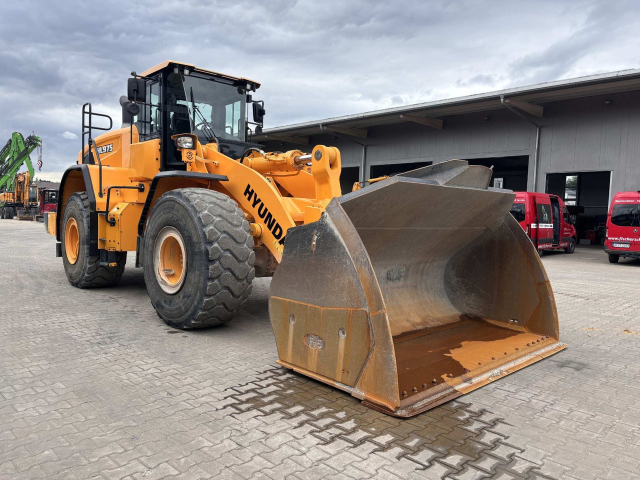 Hyundai HL975 - Ελαστιχοφόρος φορτωτής: φωτογραφία 2 Hyundai HL975 - Ελαστιχοφόρος φορτωτής: φωτογραφία 2