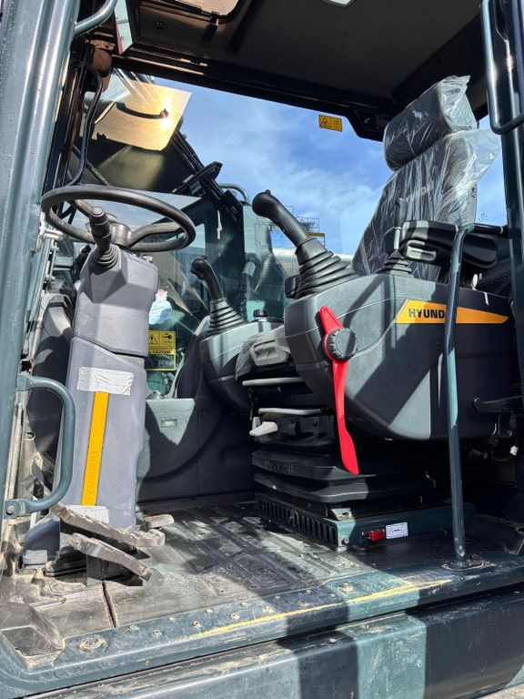 Hyundai HW170ACR Hyundai HW170ACR - Τροχοφόρος εκσκαφέας: φωτογραφία 5 Hyundai HW170ACR Hyundai HW170ACR - Τροχοφόρος εκσκαφέας: φωτογραφία 5