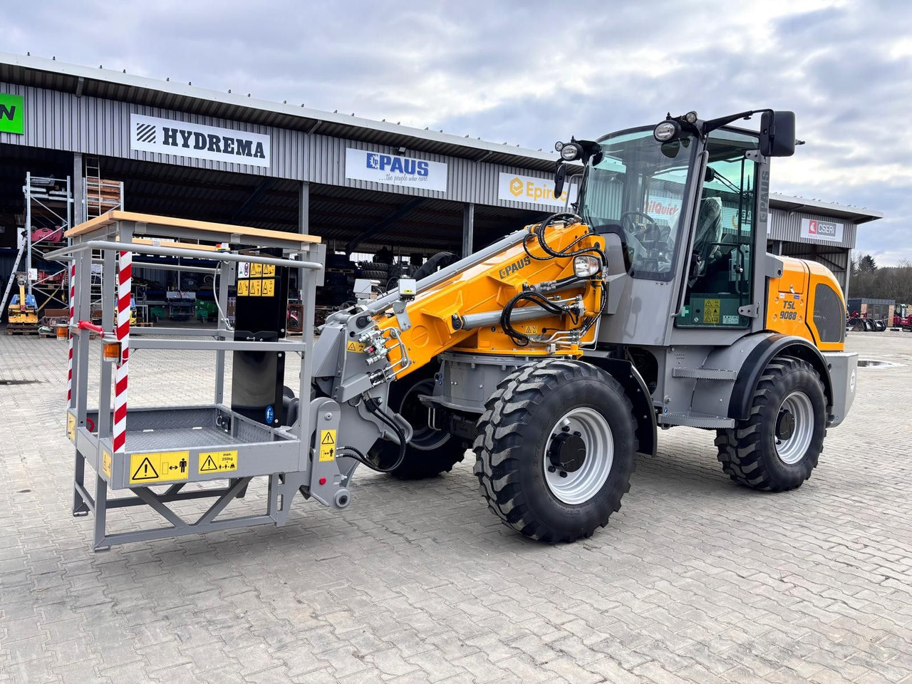 Paus TSL 9088 - Ελαστιχοφόρος φορτωτής: φωτογραφία 1 Paus TSL 9088 - Ελαστιχοφόρος φορτωτής: φωτογραφία 1