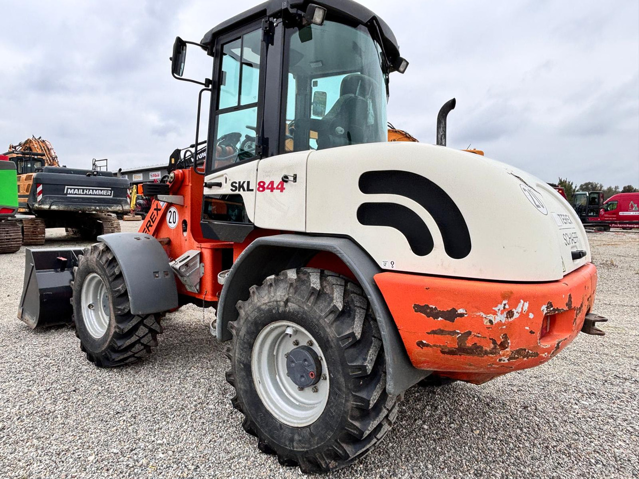 TEREX TL 100 - Ελαστιχοφόρος φορτωτής: φωτογραφία 4 TEREX TL 100 - Ελαστιχοφόρος φορτωτής: φωτογραφία 4