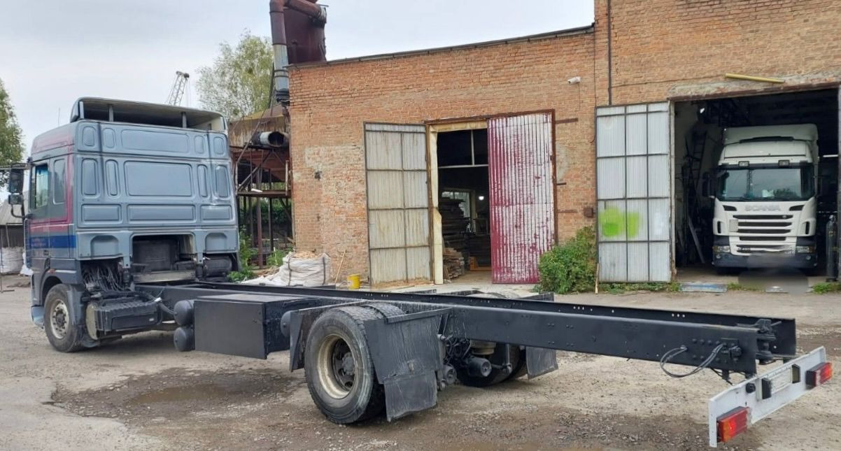 DAF 95XF380 - Φορτηγό σασί: φωτογραφία 4 DAF 95XF380 - Φορτηγό σασί: φωτογραφία 4