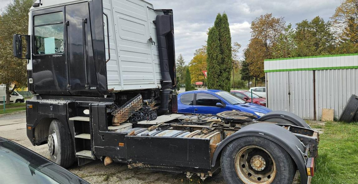 RENAULT Magnum 480 ID1672S - Τράκτορας: φωτογραφία 4 RENAULT Magnum 480 ID1672S - Τράκτορας: φωτογραφία 4