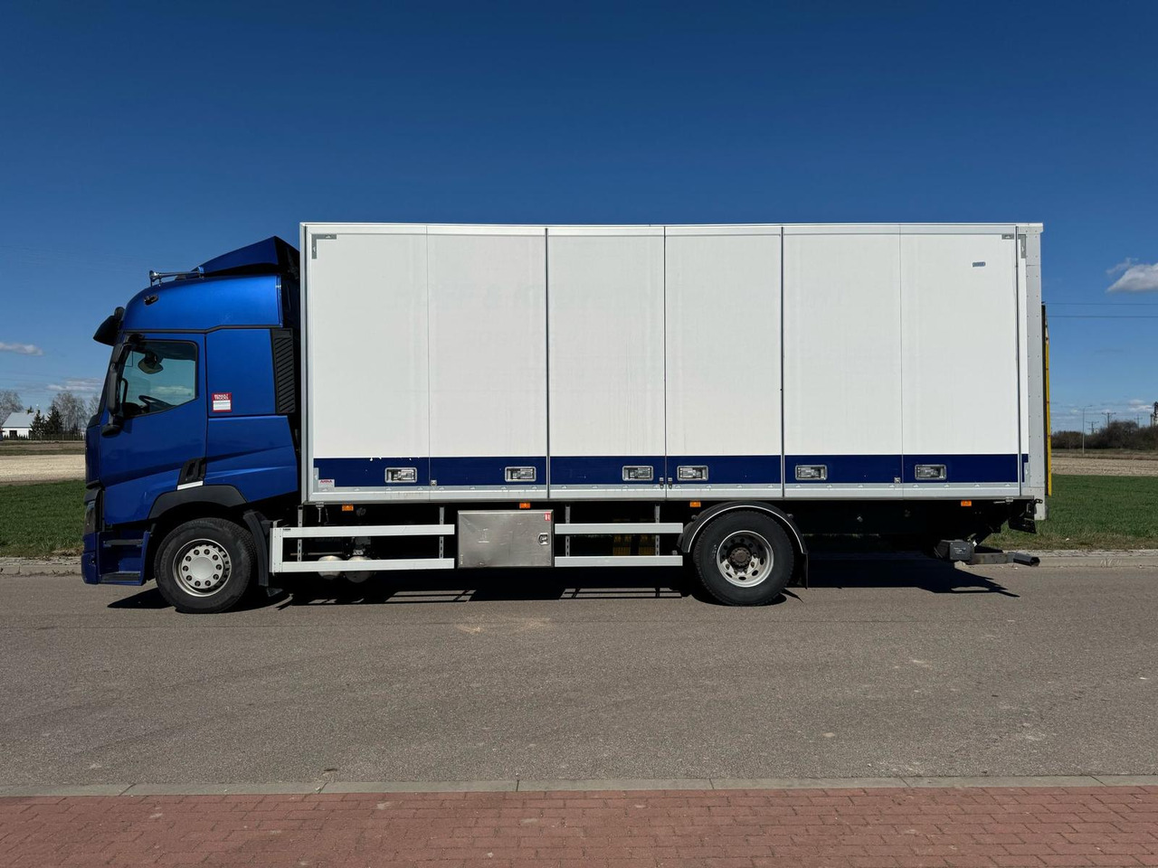 RENAULT T380 - Φορτηγό κόφα: φωτογραφία 3 RENAULT T380 - Φορτηγό κόφα: φωτογραφία 3