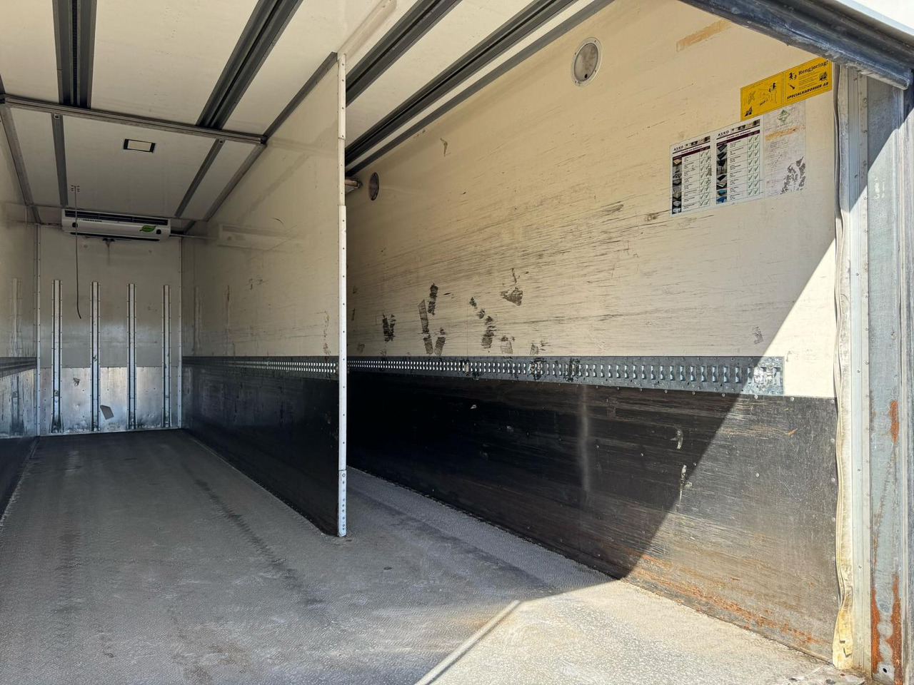 Φορτηγό ισοθερμικό SCANIA G400: φωτογραφία 11