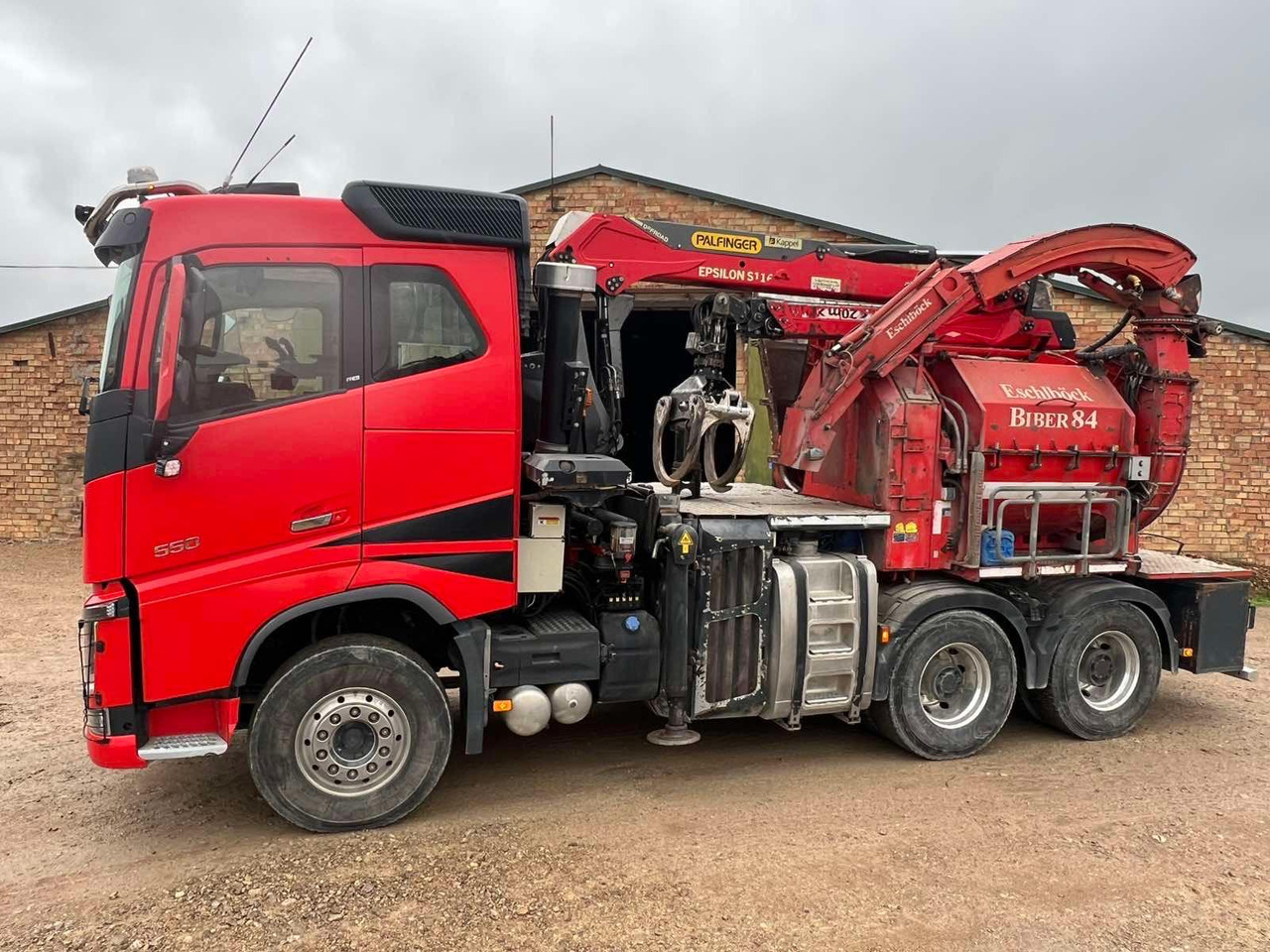 VOLVO FH16.550 - Θρυμματιστής: φωτογραφία 4 VOLVO FH16.550 - Θρυμματιστής: φωτογραφία 4