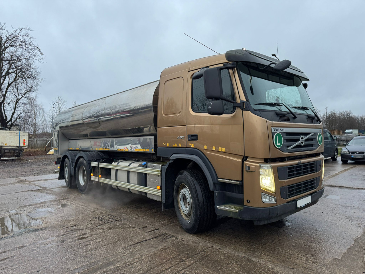 VOLVO FM450 - Φορτηγό βυτιοφόρο: φωτογραφία 1 VOLVO FM450 - Φορτηγό βυτιοφόρο: φωτογραφία 1