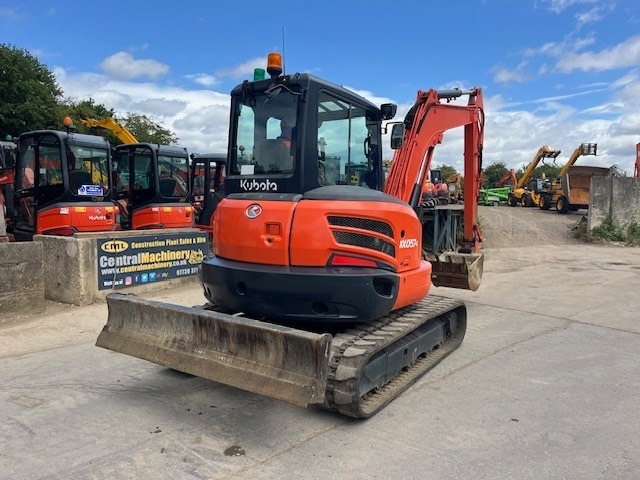 Kubota KX 057-4 - Μίνι εκσκαφέας: φωτογραφία 4 Kubota KX 057-4 - Μίνι εκσκαφέας: φωτογραφία 4