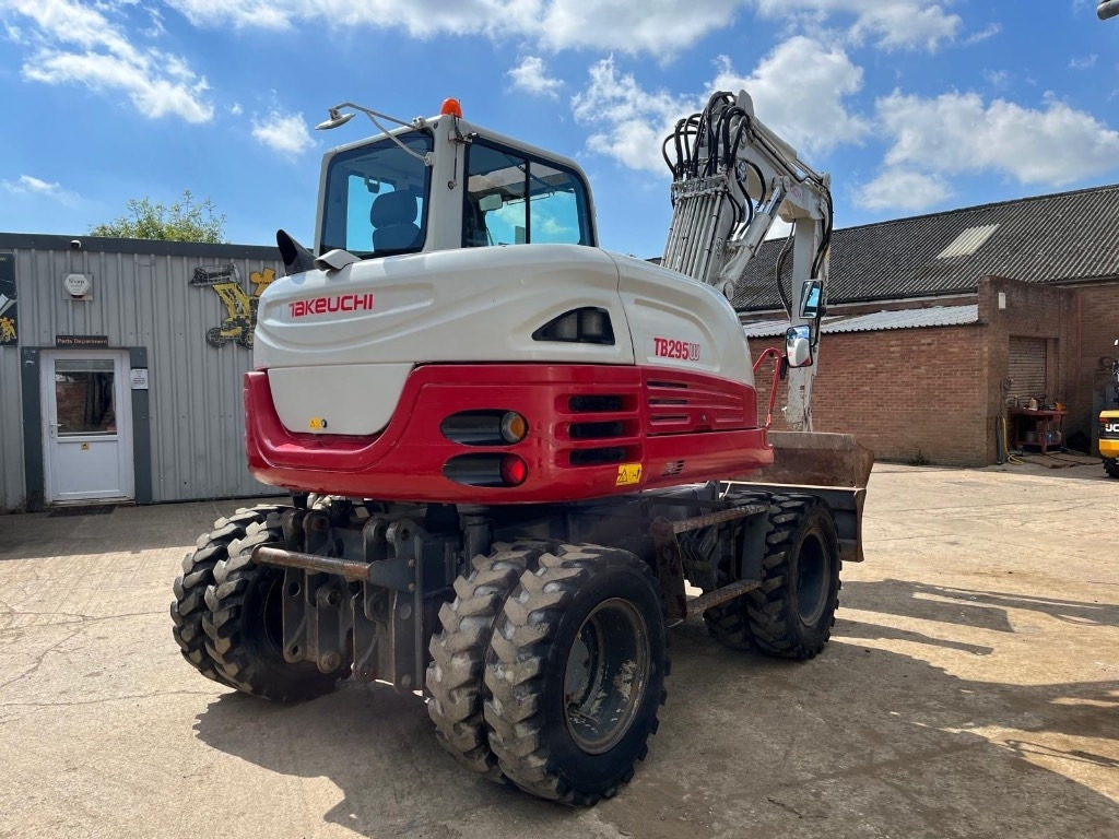 Takeuchi TB295W - Τροχοφόρος εκσκαφέας: φωτογραφία 3 Takeuchi TB295W - Τροχοφόρος εκσκαφέας: φωτογραφία 3