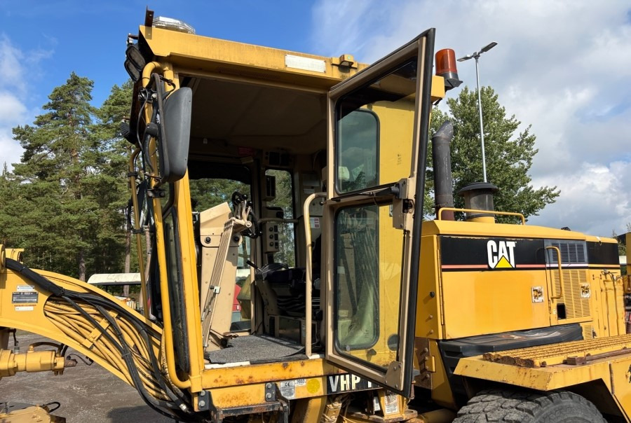 CATERPILLAR 140 H CE original German machine ready for work! - Γκρέιντερ: φωτογραφία 5 CATERPILLAR 140 H CE original German machine ready for work! - Γκρέιντερ: φωτογραφία 5