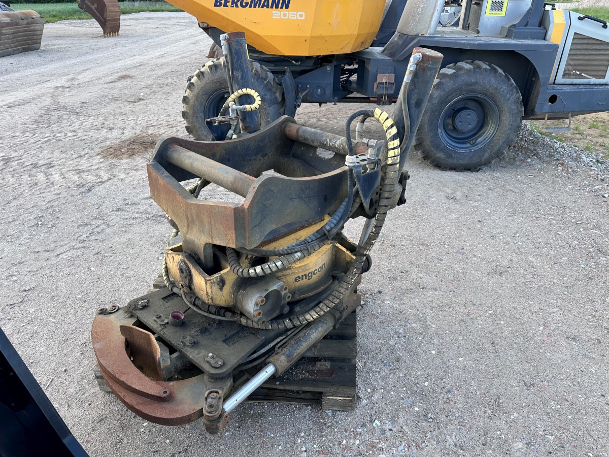 ENGCON EC 30 - S80 GR30 -S80 - SVAB Engcon Rototilt - Tiltrotator - Σύστημα tiltrotator: φωτογραφία 4 ENGCON EC 30 - S80 GR30 -S80 - SVAB Engcon Rototilt - Tiltrotator - Σύστημα tiltrotator: φωτογραφία 4