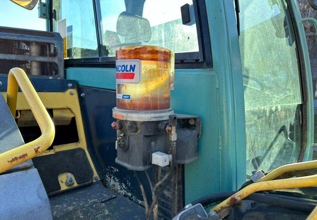 Μίσθωση Yanmar SV100-1A Klima German machine!  Yanmar SV100-1A Klima German machine!: φωτογραφία 13