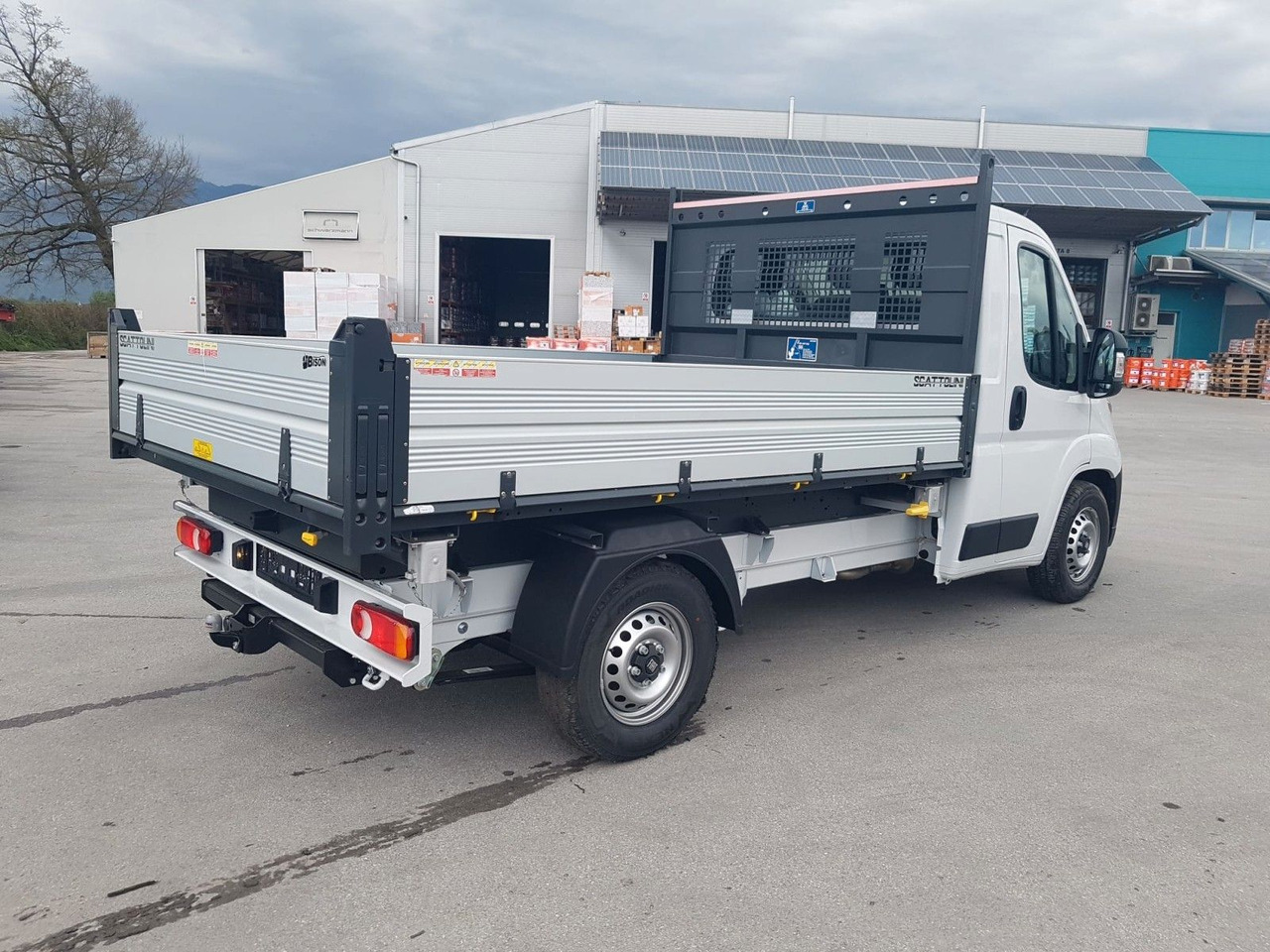 Fiat Ducato 35H L2H1 EKA 3-Seiten-Kipper 180 PS AHK - Όχημα με ανατρεπομενη καροτσα: φωτογραφία 3 Fiat Ducato 35H L2H1 EKA 3-Seiten-Kipper 180 PS AHK - Όχημα με ανατρεπομενη καροτσα: φωτογραφία 3