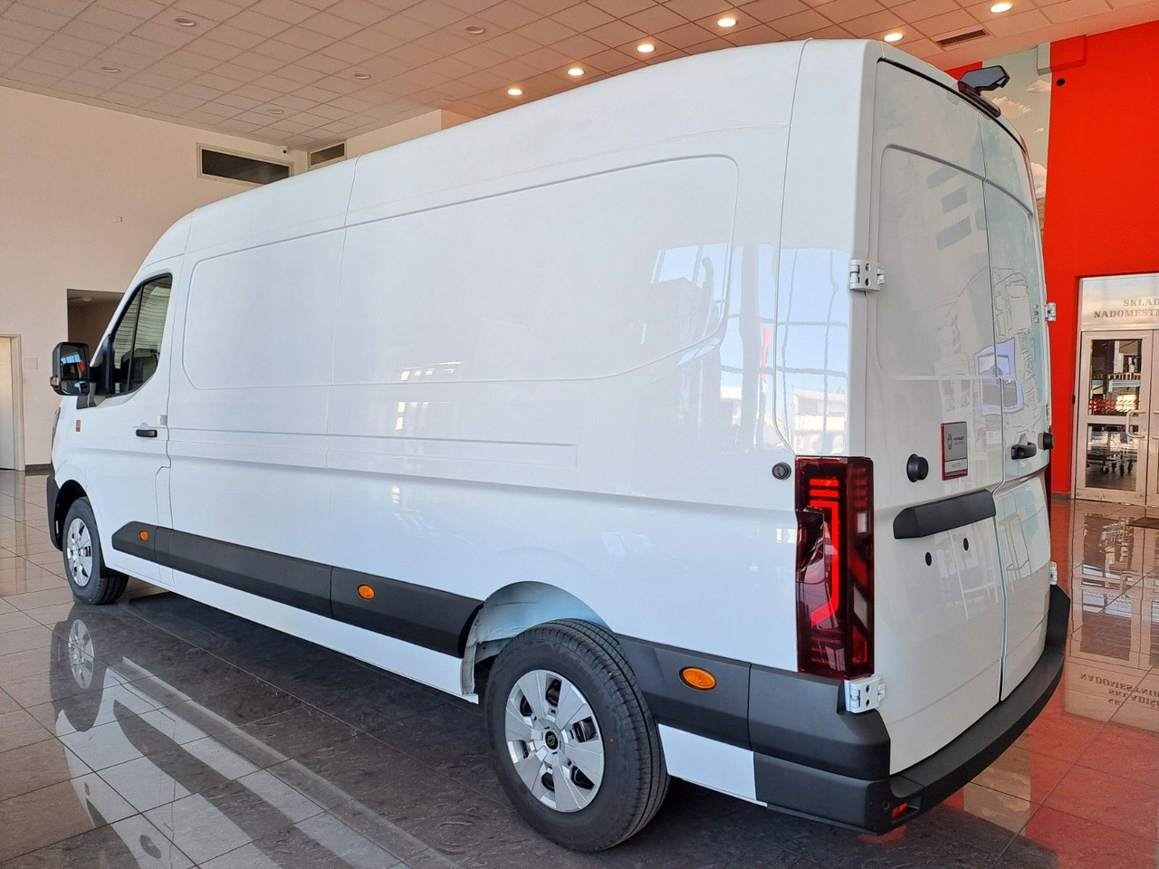 Renault Master L3H2 150 - NAV Klimaaut. Holzb. 270° - Βαν: φωτογραφία 5 Renault Master L3H2 150 - NAV Klimaaut. Holzb. 270° - Βαν: φωτογραφία 5