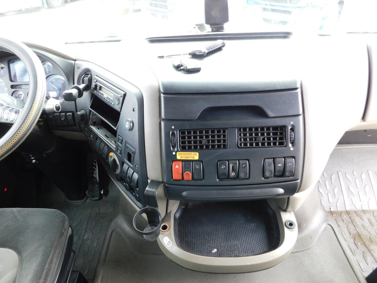 Τράκτορας Daf Xf 105460: φωτογραφία 7