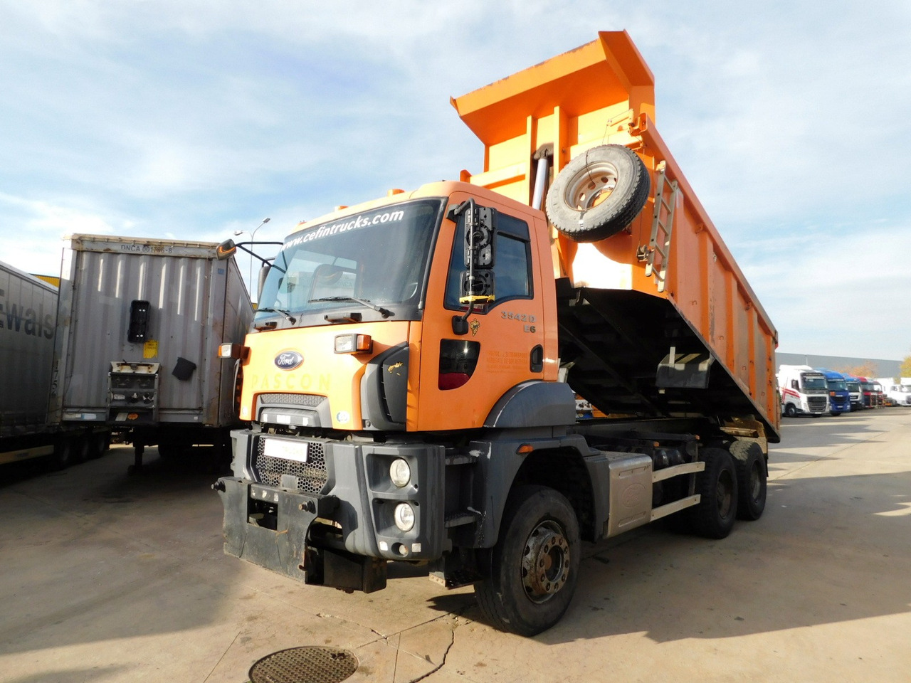 Ford 3542d 6x4 dcab e6 16s2230 - Φορτηγό ανατρεπόμενο: φωτογραφία 1 Ford 3542d 6x4 dcab e6 16s2230 - Φορτηγό ανατρεπόμενο: φωτογραφία 1