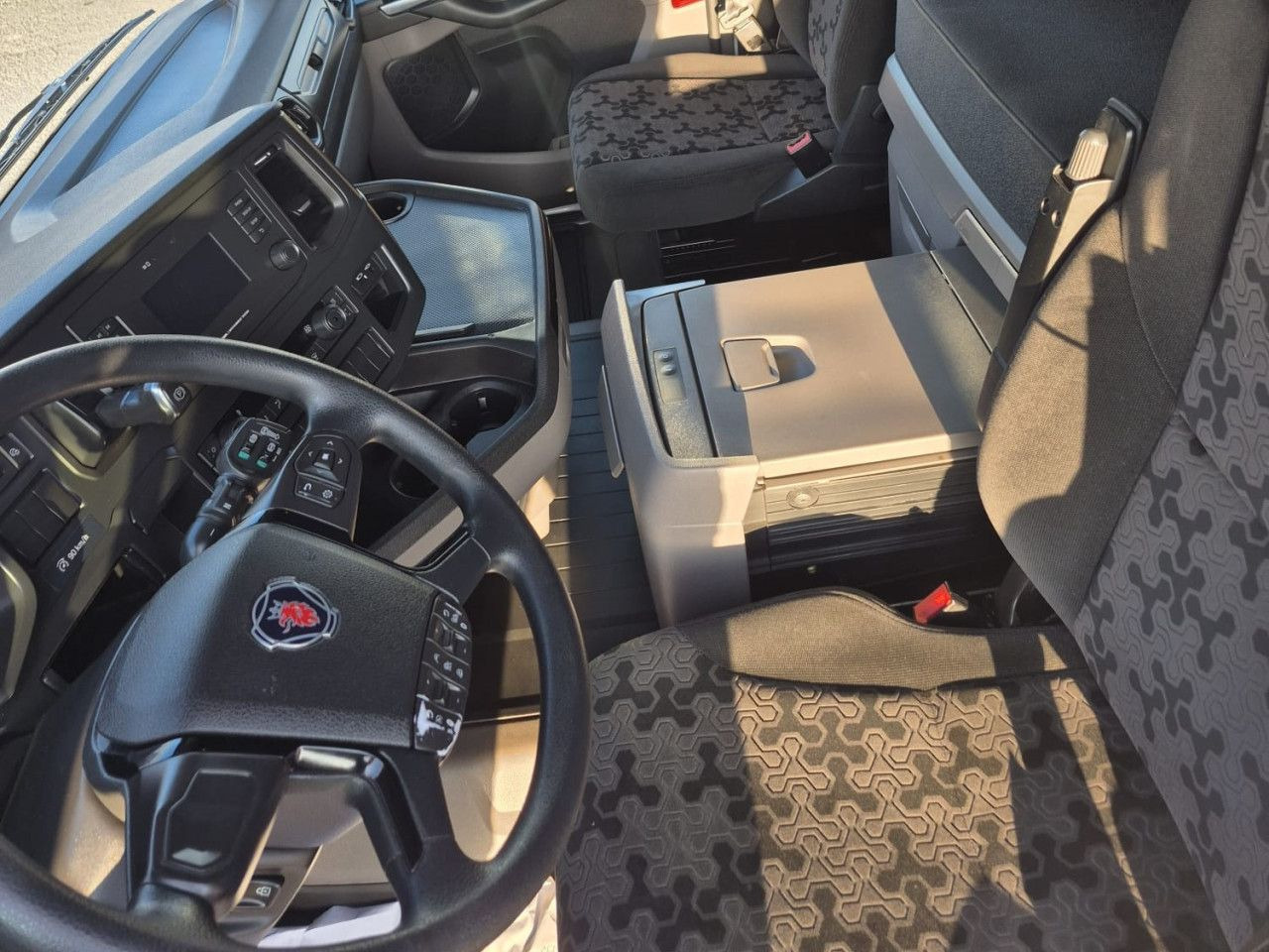 Scania R 590 - Τράκτορας: φωτογραφία 5 Scania R 590 - Τράκτορας: φωτογραφία 5