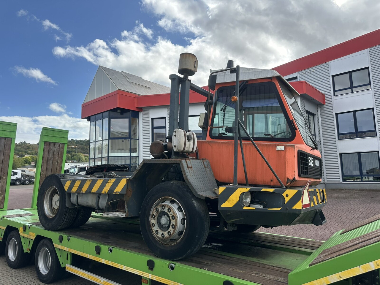 Τράκτορας 815 4x2 815 4x2 Terminal Tractor, Rangierfahrzeug: φωτογραφία 11 Τράκτορας 815 4x2 815 4x2 Terminal Tractor, Rangierfahrzeug: φωτογραφία 11