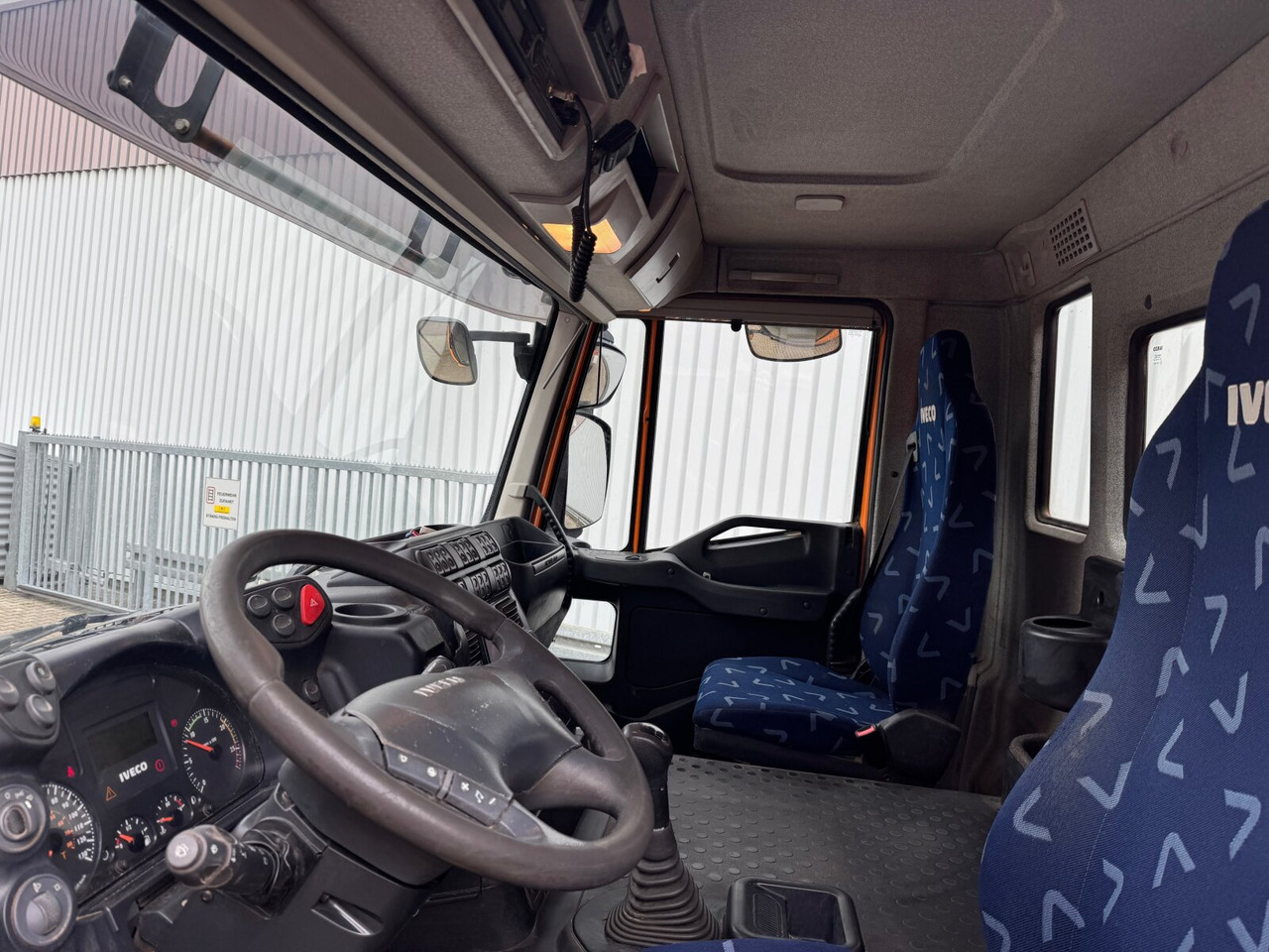 AD260T41 6x4 AD260T41 6x4, EEV - Φορτηγό ανατρεπόμενο: φωτογραφία 3 AD260T41 6x4 AD260T41 6x4, EEV - Φορτηγό ανατρεπόμενο: φωτογραφία 3