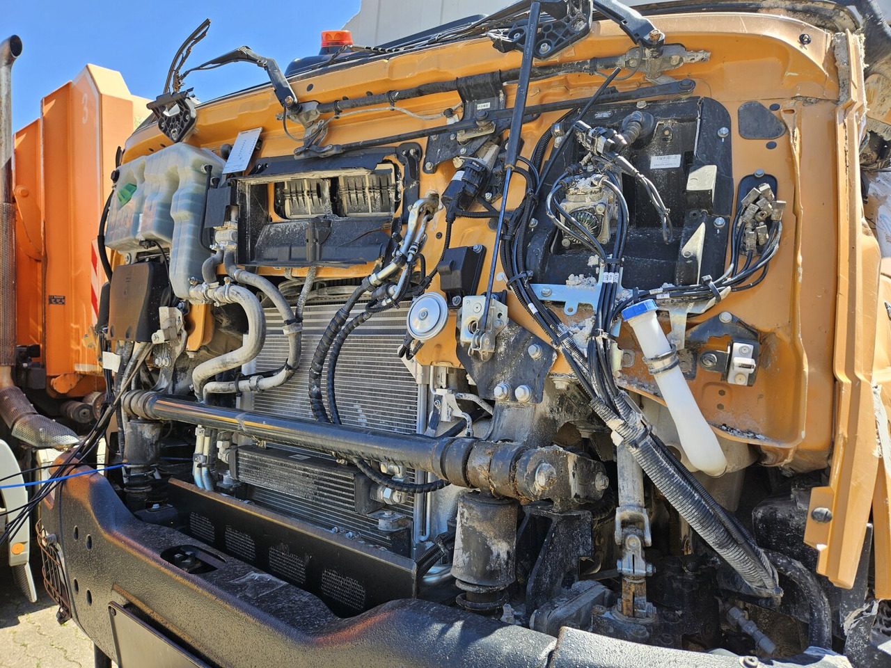 Φορτηγό σασί ASTRA HD9 86.50-90 8x6 ASTRA HD9 86.50-90 8x6, Unfallschaden, Cursor 13: φωτογραφία 15 Φορτηγό σασί ASTRA HD9 86.50-90 8x6 ASTRA HD9 86.50-90 8x6, Unfallschaden, Cursor 13: φωτογραφία 15