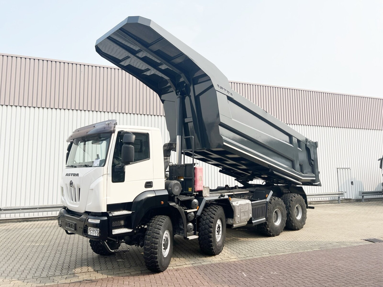 ASTRA HD9 86.56 8x6, 24m³ Mulde, Intarder ASTRA HD9 86.56 8x6, 24m³ Mulde, Intarder - Ανατρεπόμενο όχημα: φωτογραφία 1 ASTRA HD9 86.56 8x6, 24m³ Mulde, Intarder ASTRA HD9 86.56 8x6, 24m³ Mulde, Intarder - Ανατρεπόμενο όχημα: φωτογραφία 1