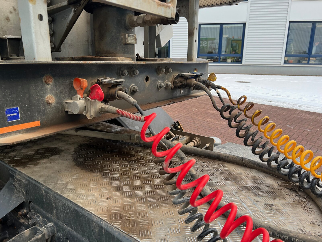 Carnehl CHKS32/2HG CHKS32/2HG, Stahlmulde ca. 23m³, Liftachse - Επικαθήμενο: φωτογραφία 2 Carnehl CHKS32/2HG CHKS32/2HG, Stahlmulde ca. 23m³, Liftachse - Επικαθήμενο: φωτογραφία 2