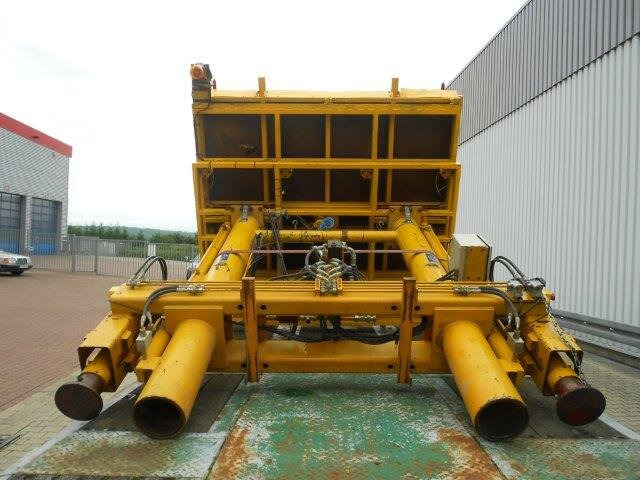 Castillete PRFR - Φορτηγό με εναέρια πλατφόρμα: φωτογραφία 2 Castillete PRFR - Φορτηγό με εναέρια πλατφόρμα: φωτογραφία 2