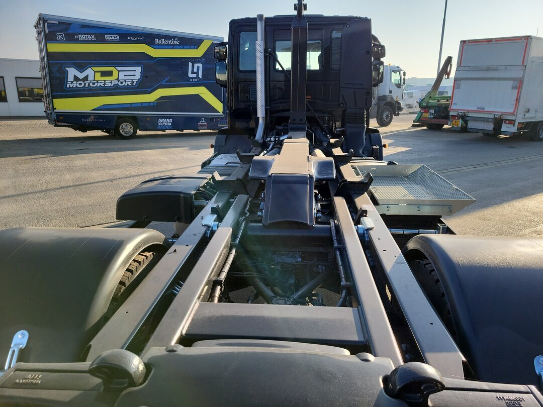 Euro Cargo 180E320 4x2 Euro Cargo 180E320 4x2, HIAB Abroller - Φορτηγό φόρτωσης γάντζου: φωτογραφία 3 Euro Cargo 180E320 4x2 Euro Cargo 180E320 4x2, HIAB Abroller - Φορτηγό φόρτωσης γάντζου: φωτογραφία 3