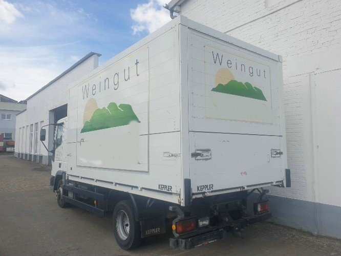 Euro Cargo ML 75E14 4x2 Euro Cargo ML 75E14 4x2 Getränkewagen, 6-Zylinder-Motor - Φορτηγό κόφα: φωτογραφία 5 Euro Cargo ML 75E14 4x2 Euro Cargo ML 75E14 4x2 Getränkewagen, 6-Zylinder-Motor - Φορτηγό κόφα: φωτογραφία 5