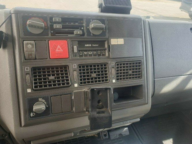 Euro Cargo ML 75E14 4x2 Euro Cargo ML 75E14 4x2 Getränkewagen, 6-Zylinder-Motor - Φορτηγό κόφα: φωτογραφία 3 Euro Cargo ML 75E14 4x2 Euro Cargo ML 75E14 4x2 Getränkewagen, 6-Zylinder-Motor - Φορτηγό κόφα: φωτογραφία 3