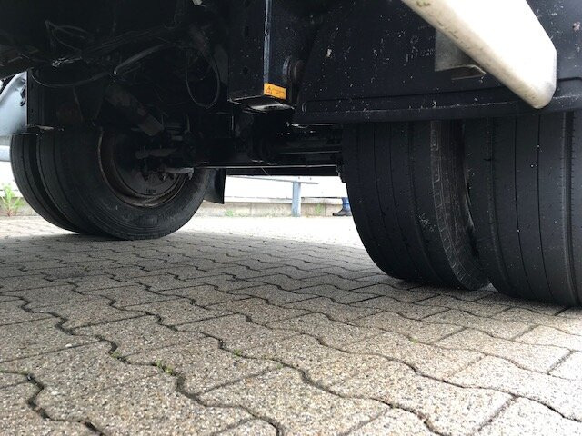 HDK 1860 HDK 1860 Hinterkippmulde ca. 28m³ mit Seperatmotor, eigene Hydraulik - Ρυμούλκα ανατρεπόμενο: φωτογραφία 5 HDK 1860 HDK 1860 Hinterkippmulde ca. 28m³ mit Seperatmotor, eigene Hydraulik - Ρυμούλκα ανατρεπόμενο: φωτογραφία 5