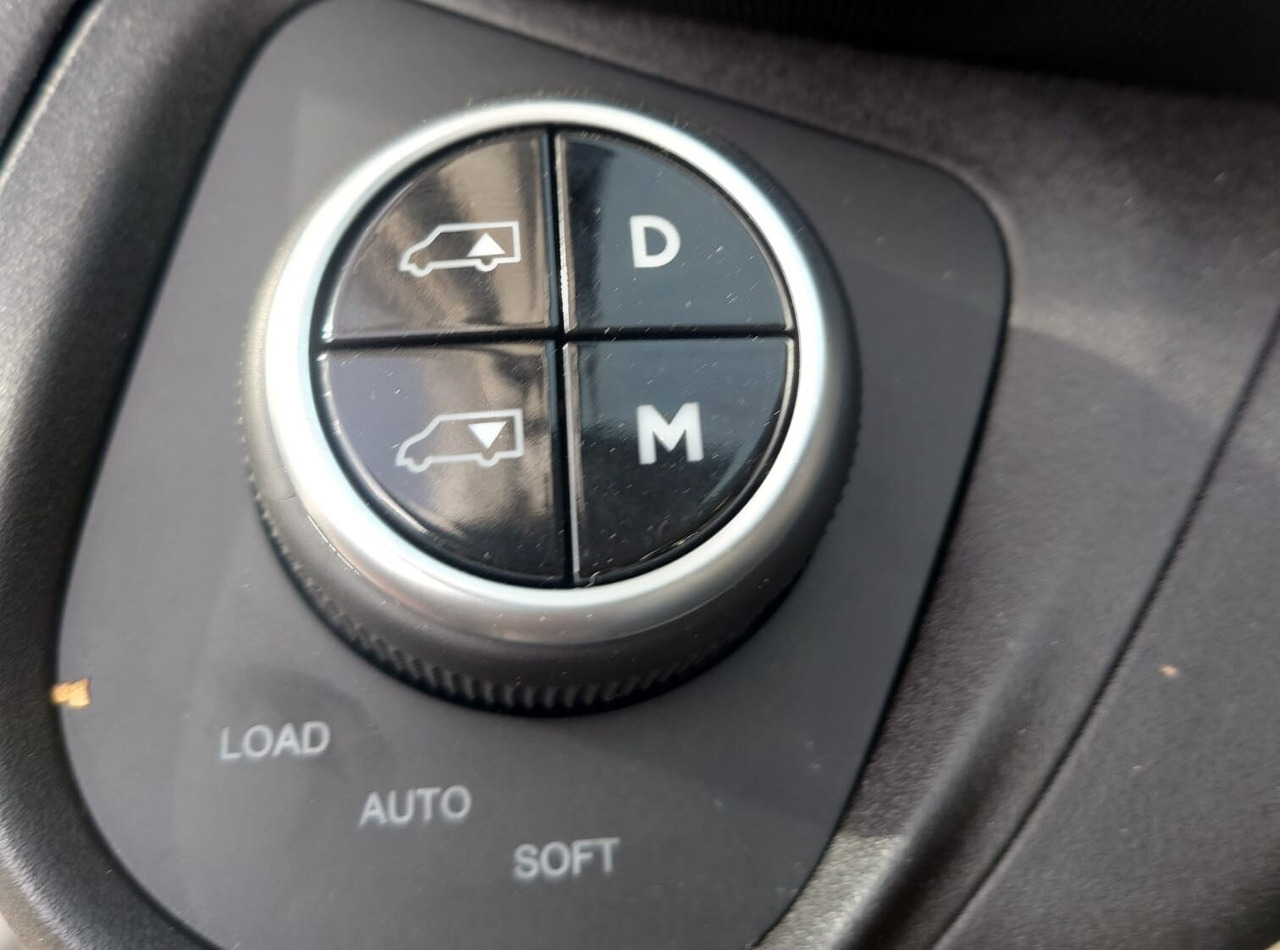 Iveco Daily 72C18H/P DK 4x2 Daily 72C18H/P DK 4x2, Nebenantrieb - Φορτηγό σασί: φωτογραφία 4 Iveco Daily 72C18H/P DK 4x2 Daily 72C18H/P DK 4x2, Nebenantrieb - Φορτηγό σασί: φωτογραφία 4