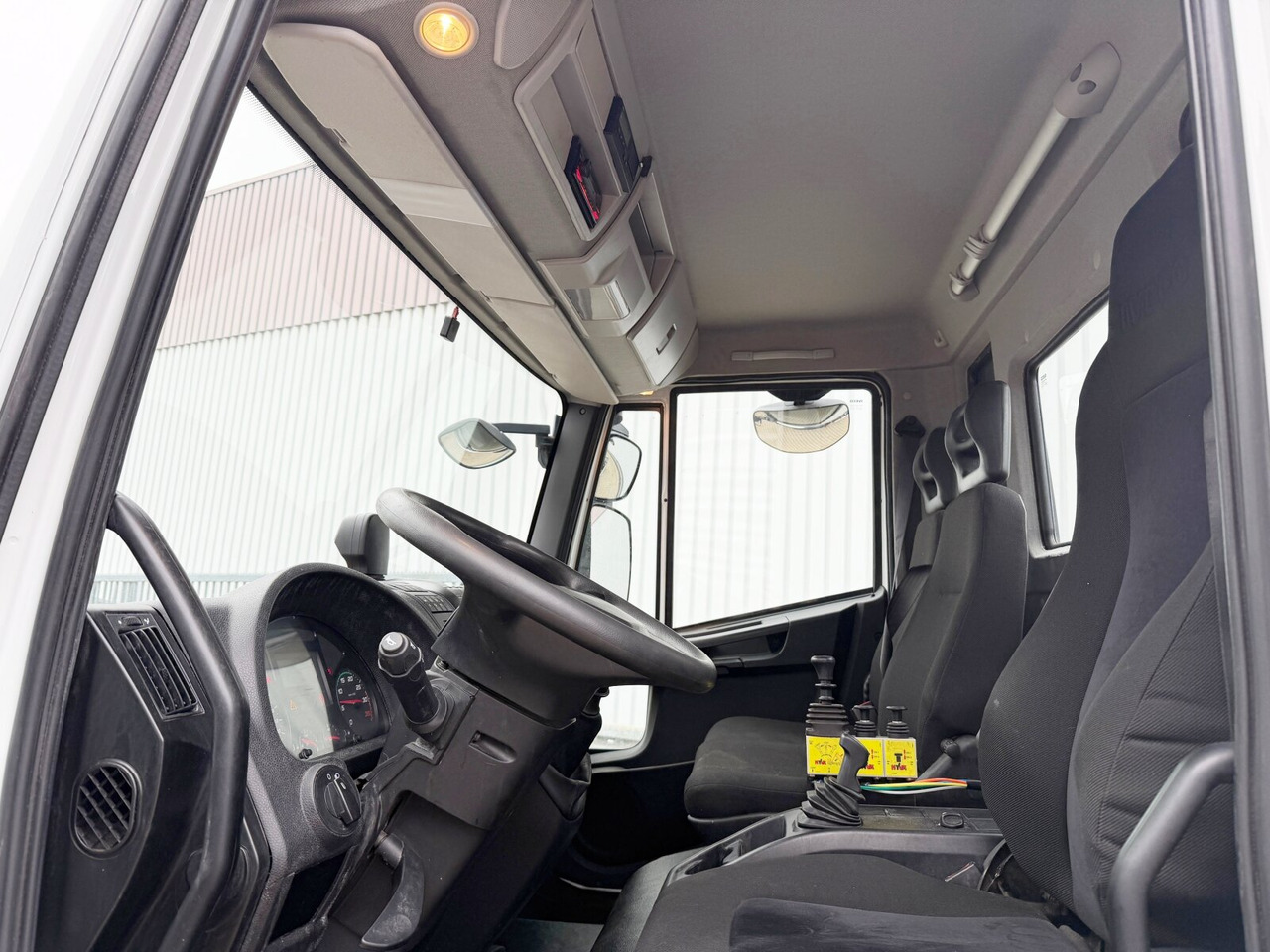 Iveco EuroCargo ML120E22 4x2 EuroCargo ML120E22 4x2, City-Abroller - Φορτηγό φόρτωσης γάντζου: φωτογραφία 2 Iveco EuroCargo ML120E22 4x2 EuroCargo ML120E22 4x2, City-Abroller - Φορτηγό φόρτωσης γάντζου: φωτογραφία 2