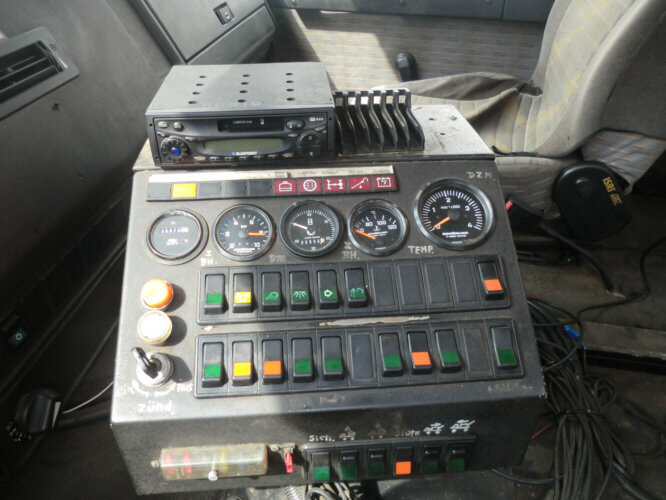 MAN M03 14.152 4x2 M03 14.152 4x2, Schienenkehrmaschine - Σάρωθρο δρόμων: φωτογραφία 2 MAN M03 14.152 4x2 M03 14.152 4x2, Schienenkehrmaschine - Σάρωθρο δρόμων: φωτογραφία 2