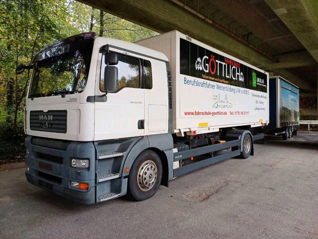 MAN TGA 18.350 4x2 LL TGA 18.350 4x2 LL, Fahrschulausstattung - Φορτηγό: φωτογραφία 1 MAN TGA 18.350 4x2 LL TGA 18.350 4x2 LL, Fahrschulausstattung - Φορτηγό: φωτογραφία 1