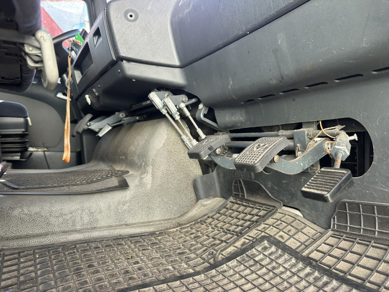 MAN TGA 18.360 LL 4x2 TGA 18.360 LL 4x2, Fahrschule - Φορτηγό: φωτογραφία 2 MAN TGA 18.360 LL 4x2 TGA 18.360 LL 4x2, Fahrschule - Φορτηγό: φωτογραφία 2