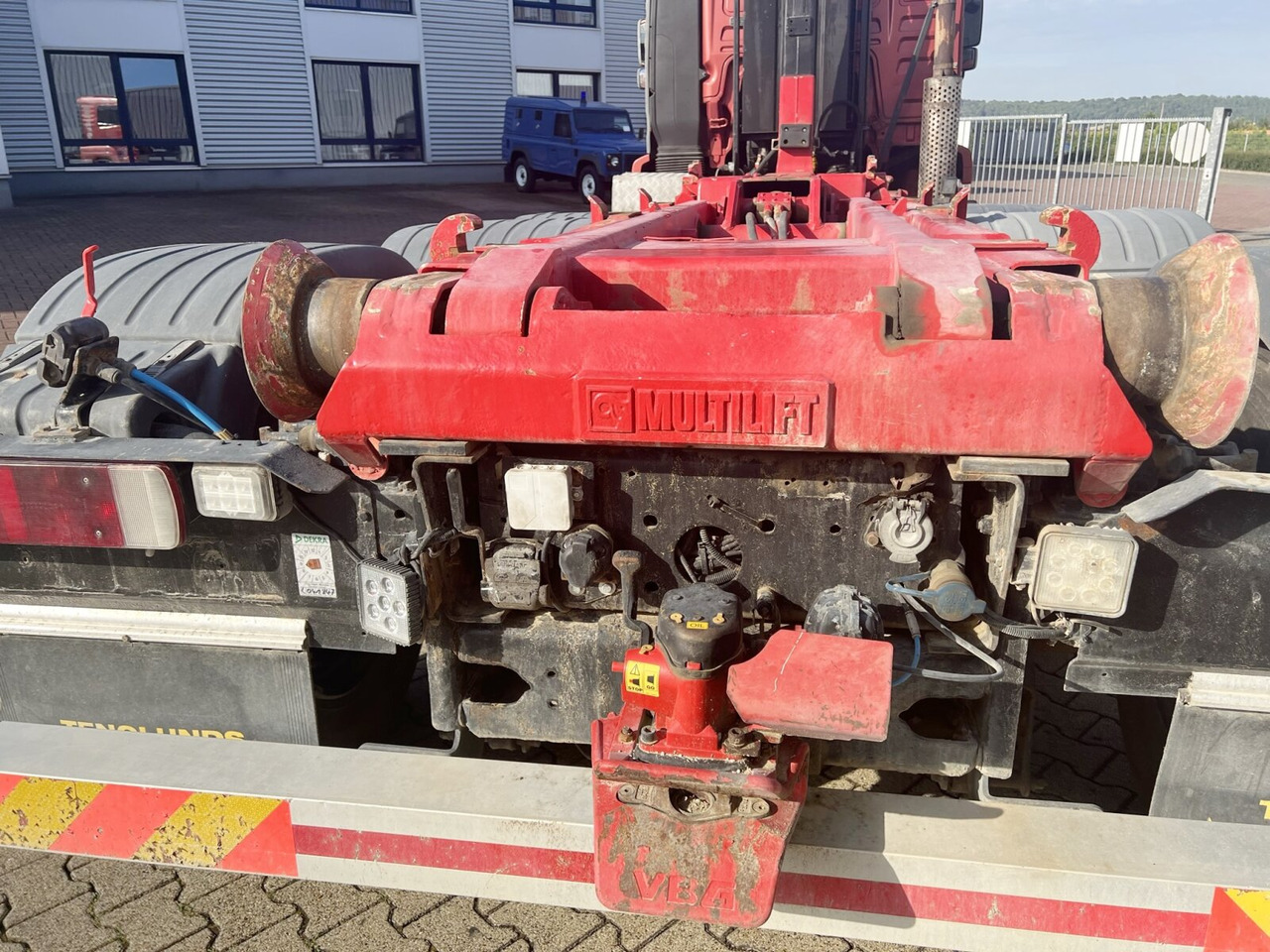 MAN TGA 25.530 8x4-4 BL, Lift-/Lenkachse TGA 25.530 8x4-4 BL, Lift-/Lenkachse - Φορτηγό φόρτωσης γάντζου: φωτογραφία 4 MAN TGA 25.530 8x4-4 BL, Lift-/Lenkachse TGA 25.530 8x4-4 BL, Lift-/Lenkachse - Φορτηγό φόρτωσης γάντζου: φωτογραφία 4