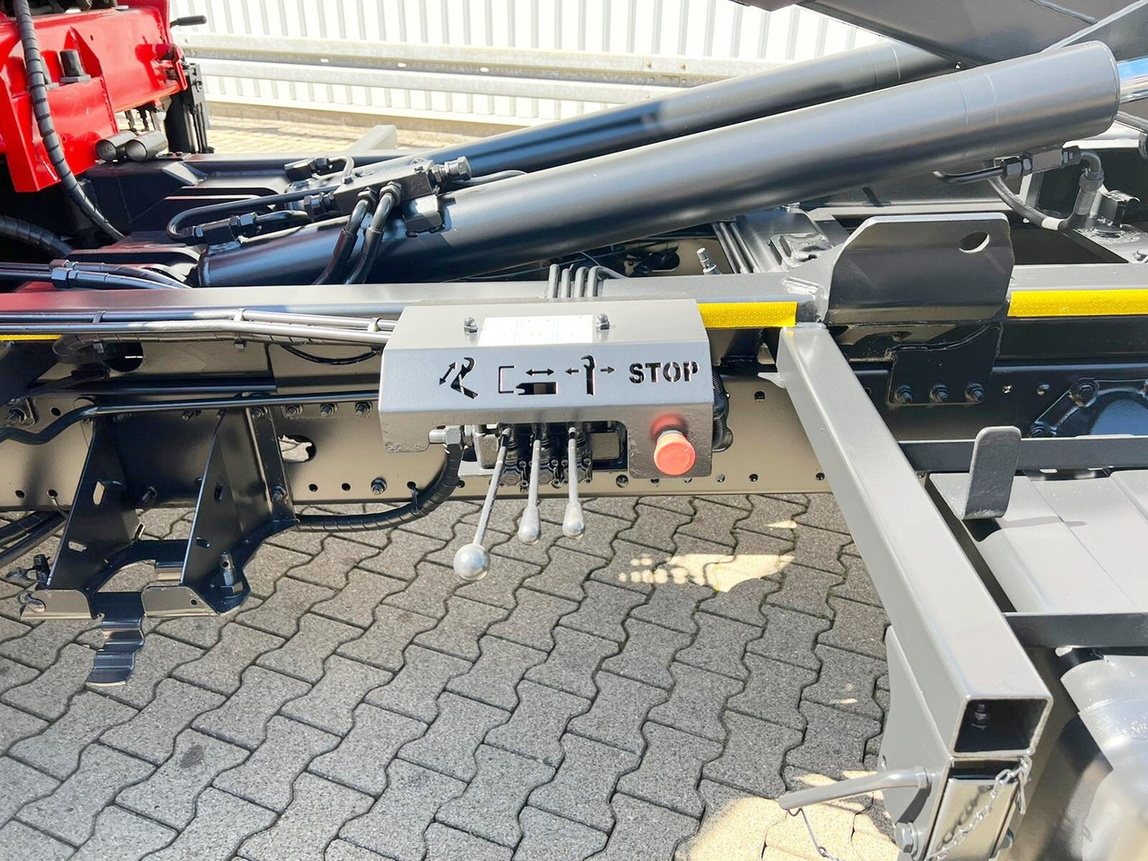 MAN TGL 12.180/210 4x2 BB TGL 12.180/210 4x2 BB, City-Abroller, Kran AMCO VEBA 807N2S - Φορτηγό φόρτωσης γάντζου, Φορτηγό με γερανό: φωτογραφία 2 MAN TGL 12.180/210 4x2 BB TGL 12.180/210 4x2 BB, City-Abroller, Kran AMCO VEBA 807N2S - Φορτηγό φόρτωσης γάντζου, Φορτηγό με γερανό: φωτογραφία 2