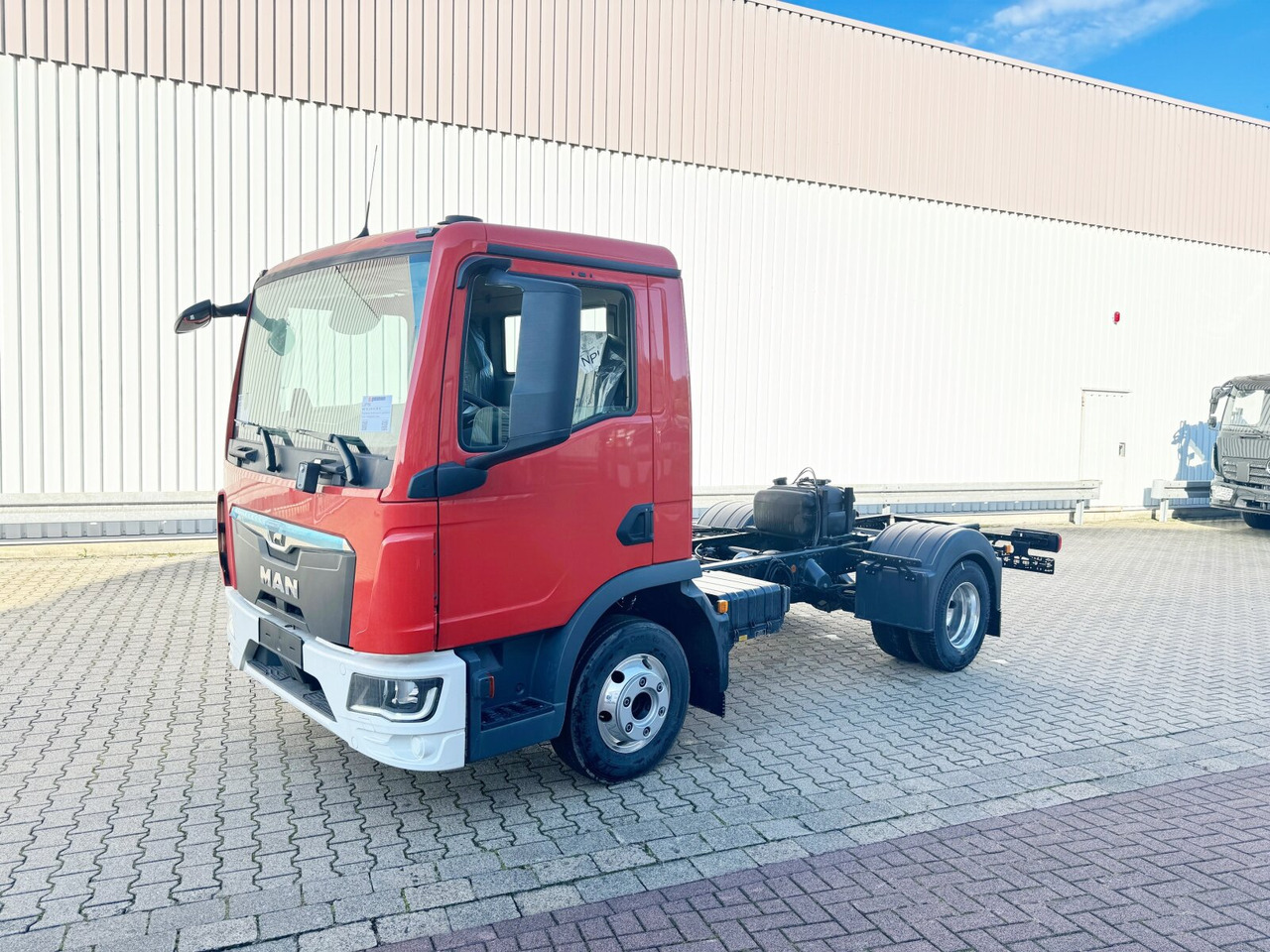 MAN TGL 8.190 4x2 BB CH TGL 8.190 4x2 BB CH, Nebenantrieb - Φορτηγό σασί: φωτογραφία 1 MAN TGL 8.190 4x2 BB CH TGL 8.190 4x2 BB CH, Nebenantrieb - Φορτηγό σασί: φωτογραφία 1