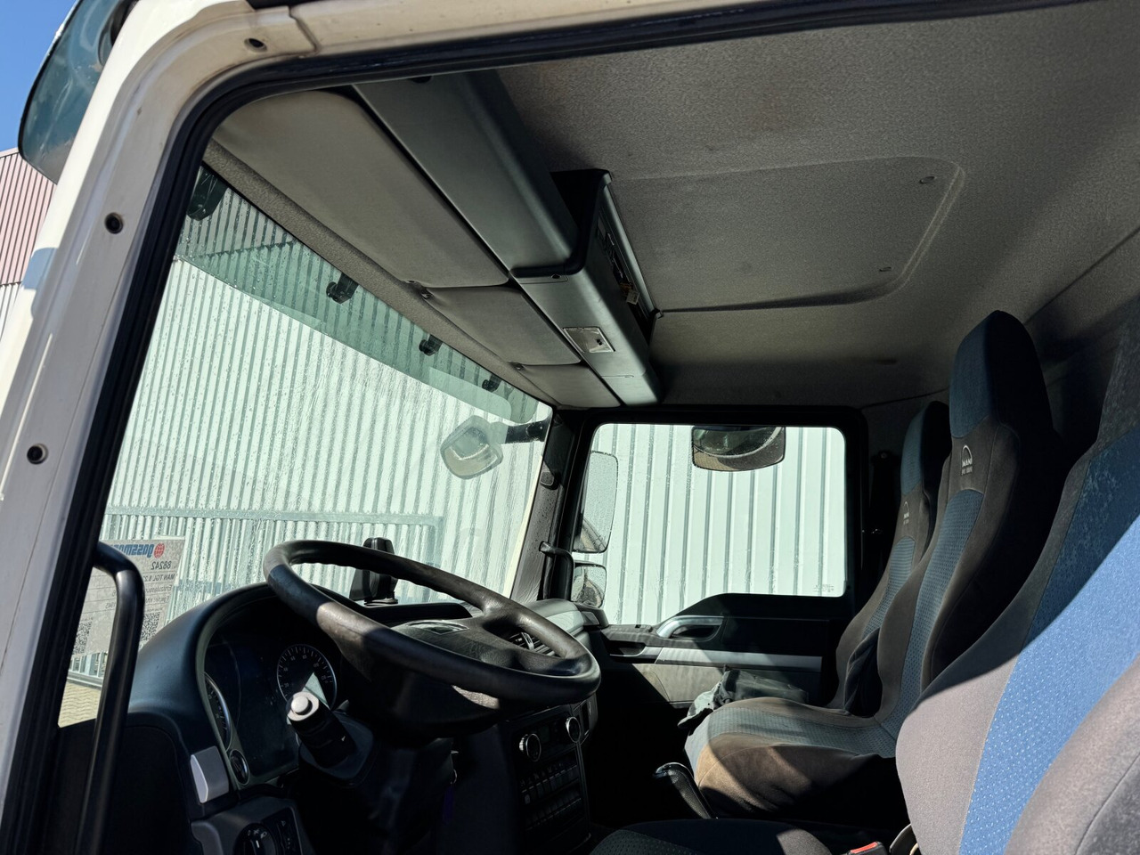MAN TGL 8.220 4x2 BB TGL 8.220 4x2 BB, 2x AHK - Φορτηγό ανατρεπόμενο: φωτογραφία 3 MAN TGL 8.220 4x2 BB TGL 8.220 4x2 BB, 2x AHK - Φορτηγό ανατρεπόμενο: φωτογραφία 3