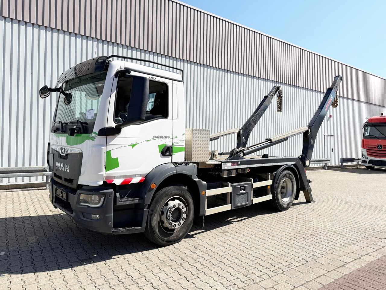 MAN TGM 18.320 4x2 BL TGM 18.320 4x2 BL, Hiab Tele-Absetzanlage, Funk - Φορτηγό καδοφόρος φορτωτής: φωτογραφία 1 MAN TGM 18.320 4x2 BL TGM 18.320 4x2 BL, Hiab Tele-Absetzanlage, Funk - Φορτηγό καδοφόρος φορτωτής: φωτογραφία 1
