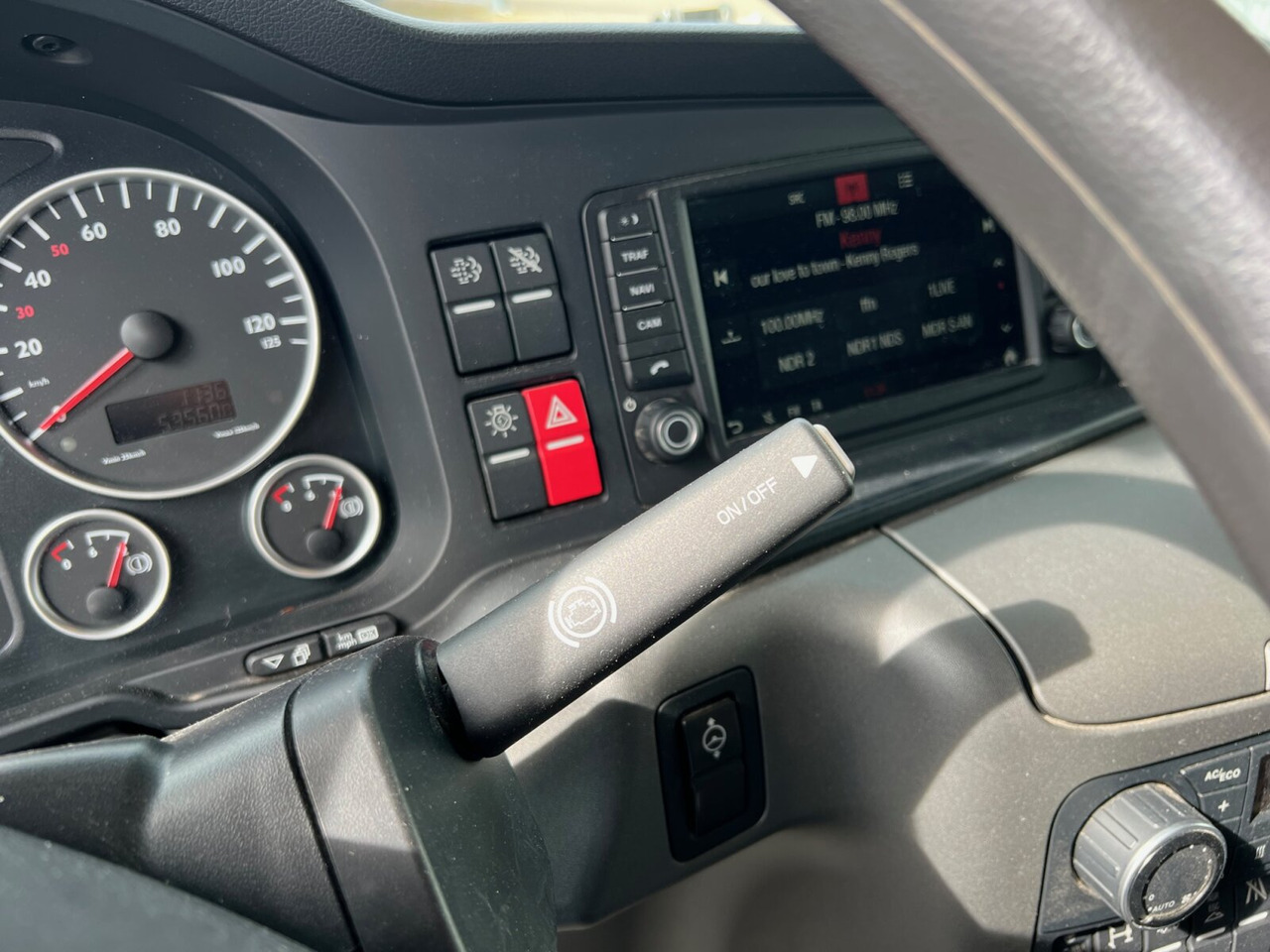 MAN TGS 26.360/400 6x2-4 BL TGS 26.360/400 6x2-4 BL, Lenk-/Lift, Kran Atlas AK 206.3E A5, Funk - Φορτηγό φόρτωσης γάντζου, Φορτηγό με γερανό: φωτογραφία 2 MAN TGS 26.360/400 6x2-4 BL TGS 26.360/400 6x2-4 BL, Lenk-/Lift, Kran Atlas AK 206.3E A5, Funk - Φορτηγό φόρτωσης γάντζου, Φορτηγό με γερανό: φωτογραφία 2