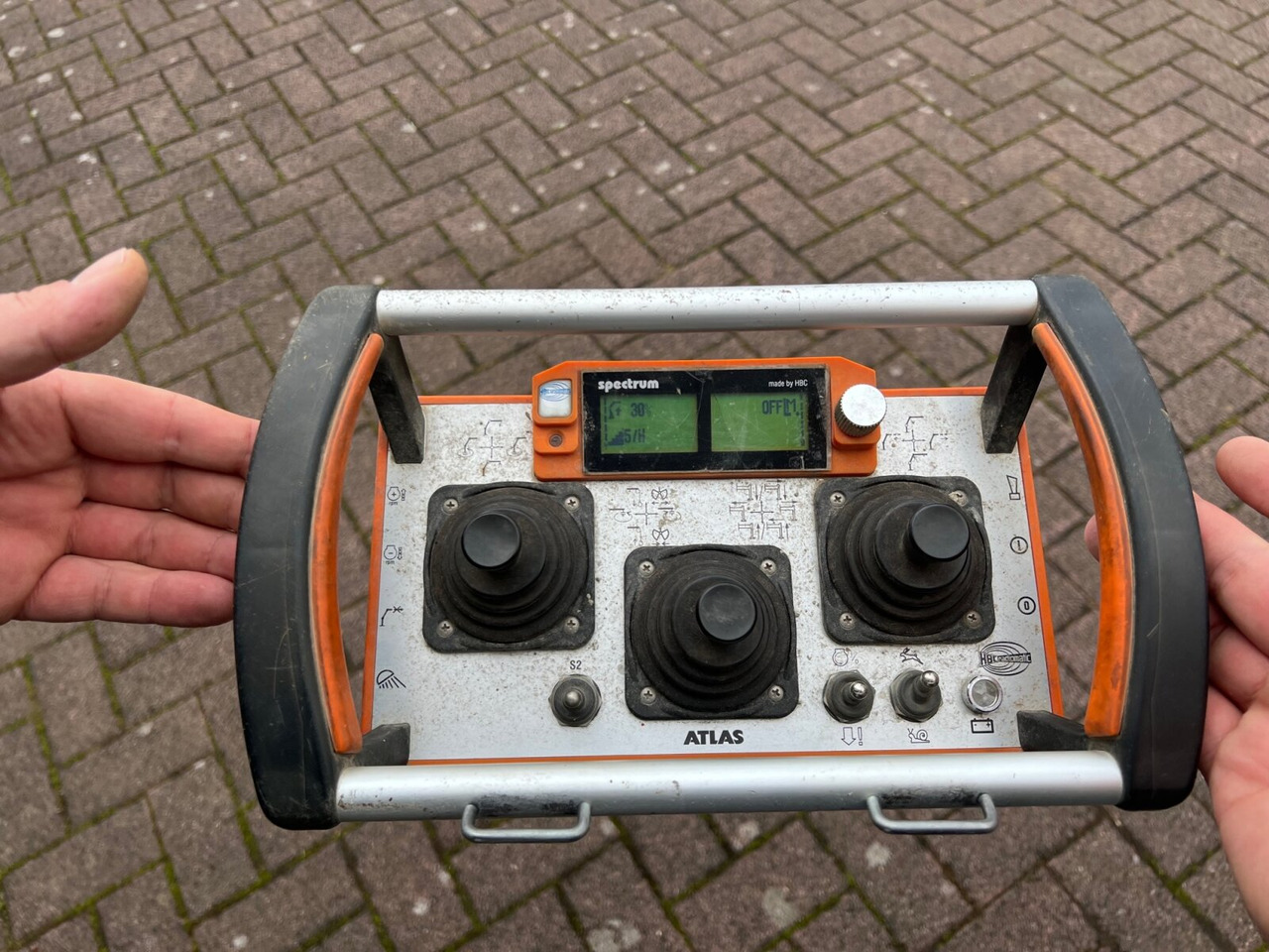 MAN TGS 26.360/400 6x2-4 BL TGS 26.360/400 6x2-4 BL, Lenk-/Lift, Kran Atlas AK 206.3E A5, Funk - Φορτηγό φόρτωσης γάντζου, Φορτηγό με γερανό: φωτογραφία 5 MAN TGS 26.360/400 6x2-4 BL TGS 26.360/400 6x2-4 BL, Lenk-/Lift, Kran Atlas AK 206.3E A5, Funk - Φορτηγό φόρτωσης γάντζου, Φορτηγό με γερανό: φωτογραφία 5