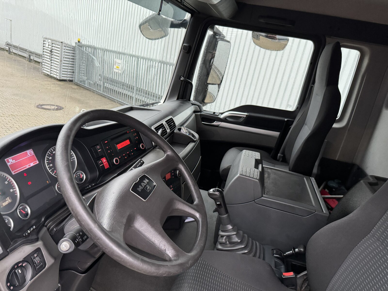 MAN TGS 26.360 6X2-2 BL TGS 26.360 6X2-2 BL, Liftachse - Φορτηγό με ανοιχτή καρότσα: φωτογραφία 2 MAN TGS 26.360 6X2-2 BL TGS 26.360 6X2-2 BL, Liftachse - Φορτηγό με ανοιχτή καρότσα: φωτογραφία 2