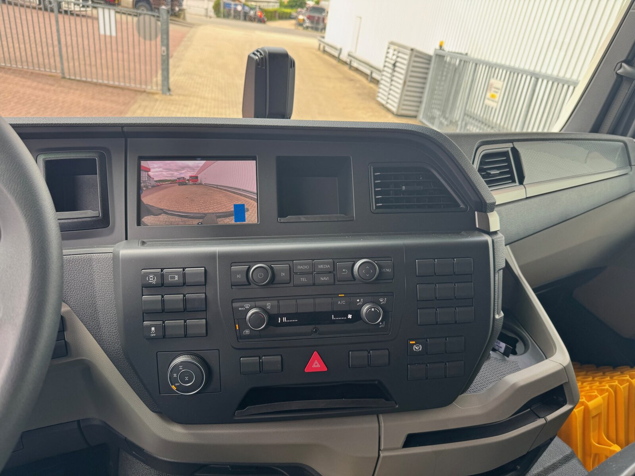 MAN TGS 33.480 6x6 BB CH TGS 33.480 6x6 BB CH, Hohe Bauart, Nebenantrieb - Φορτηγό ανατρεπόμενο: φωτογραφία 4 MAN TGS 33.480 6x6 BB CH TGS 33.480 6x6 BB CH, Hohe Bauart, Nebenantrieb - Φορτηγό ανατρεπόμενο: φωτογραφία 4